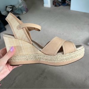 Clarks Heels Size 9.5